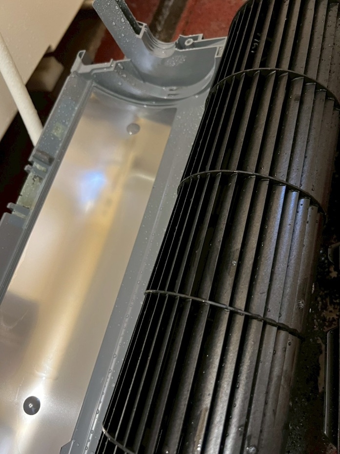 0F9F131F-041F-4ABD-AFF8-F488E93EC8A6